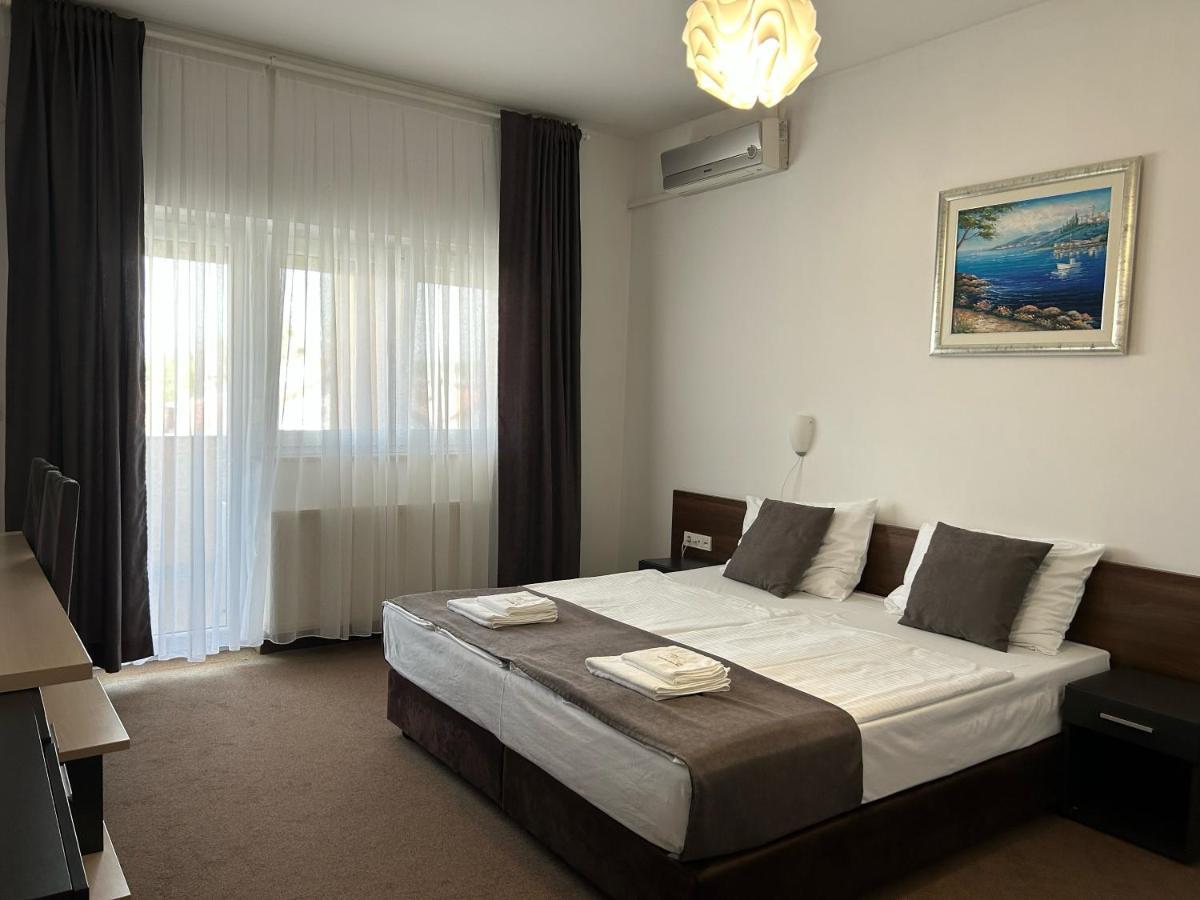 Rooms Laguna Sesvete Exterior photo